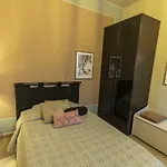 לינה וארוחת בוקר A Due Passi Dal Castello *