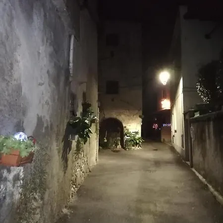 Bed and Breakfast A Due Passi Dal Castello Σόμα Λομπάρντο
