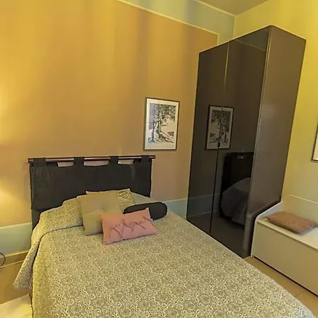 A Due Passi Dal Castello Bed & Breakfast