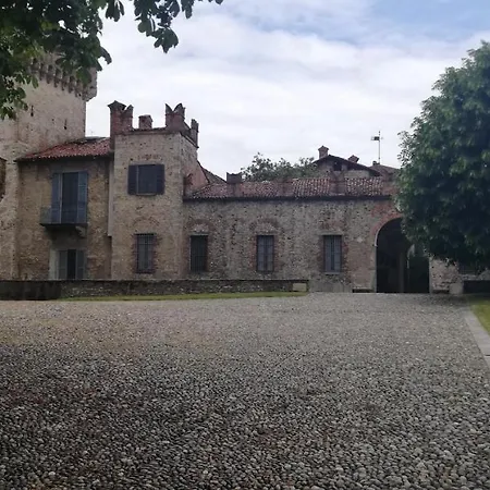 A Due Passi Dal Castello Frühstückspension