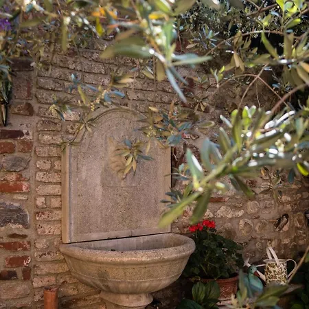 Frühstückspension A Due Passi Dal Castello Somma Lombardo